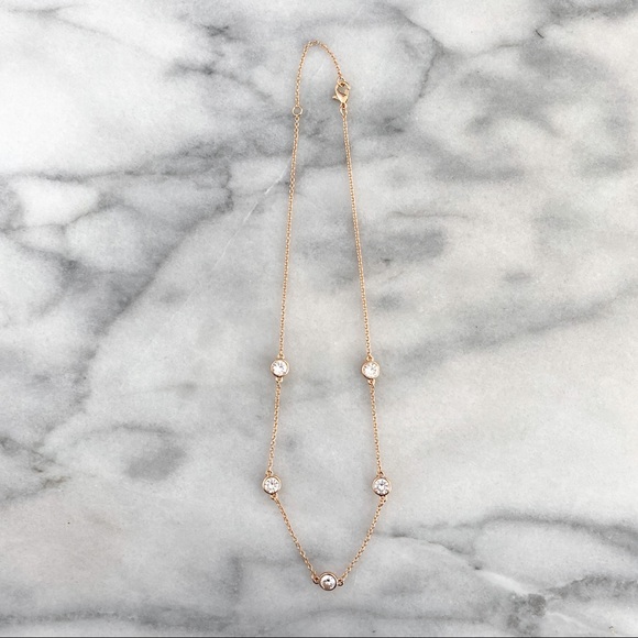 Rosegold Crystal Dot Necklace - Picture 2 of 2